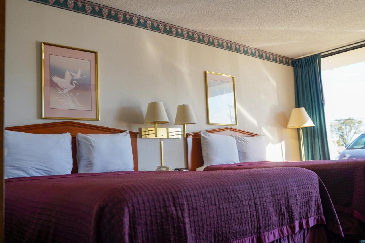 Sunset Inn Clarksville Esterno foto